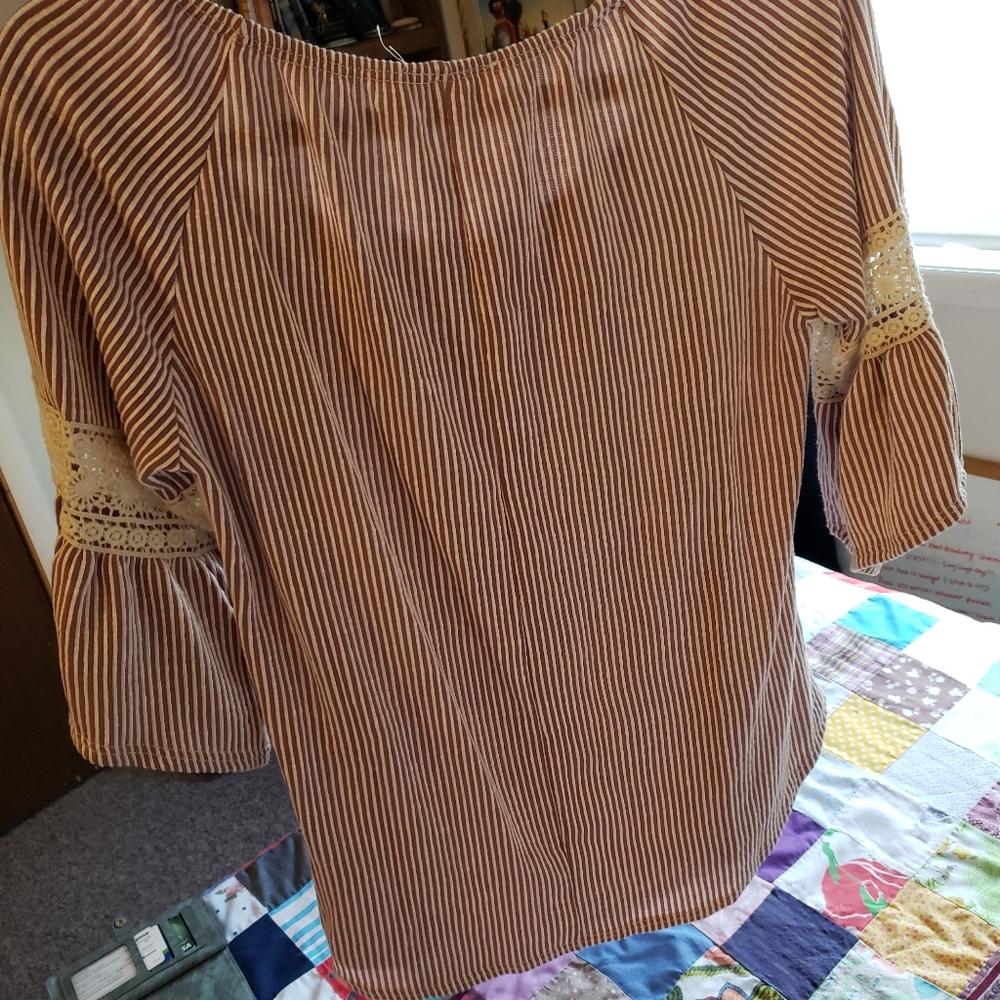 Blouse - Picture 3 of 3